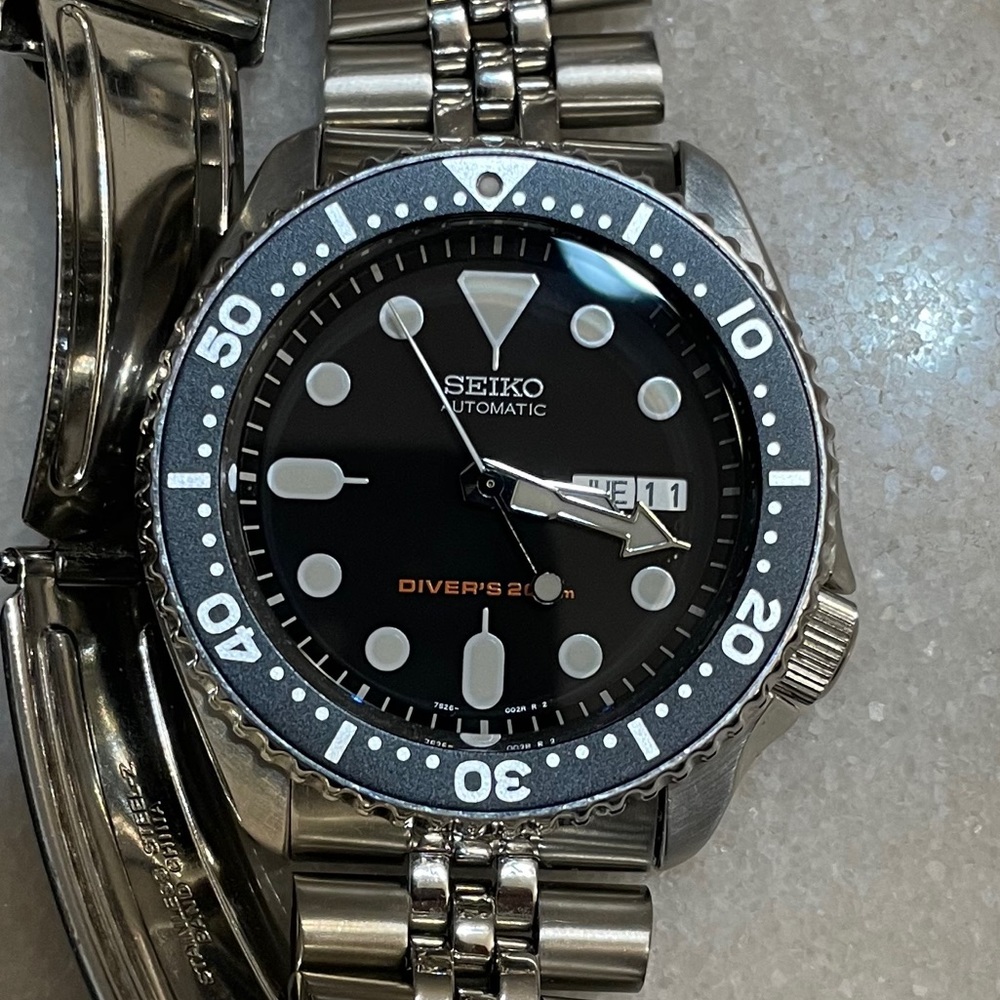Seiko SKX007K 200m dive watch